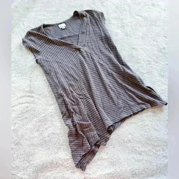 Anthropologie Tee Shirt size XS - Picture 1 of 4